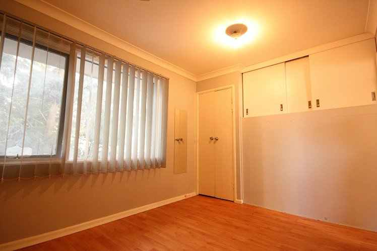 Photo - 9/11 Warby Street, Campbelltown NSW 2560 - Image 4