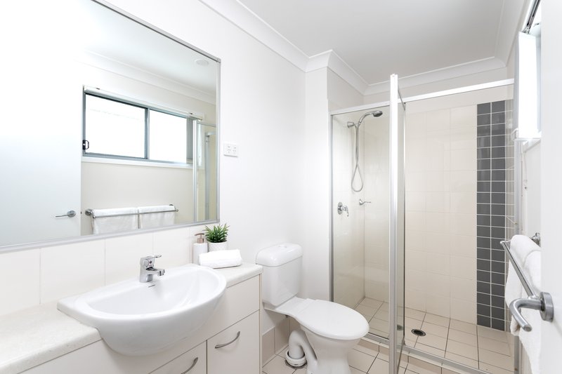 Photo - 9/110 Lexey Crescent, Wakerley QLD 4154 - Image 6