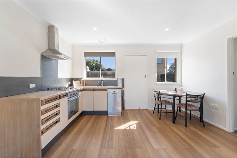 Photo - 9/111 Barkly Street, Mordialloc VIC 3195 - Image 5