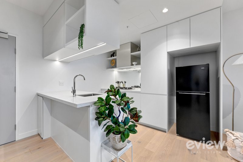 Photo - 911/259-263 Normanby Road, South Melbourne VIC 3205 - Image 2
