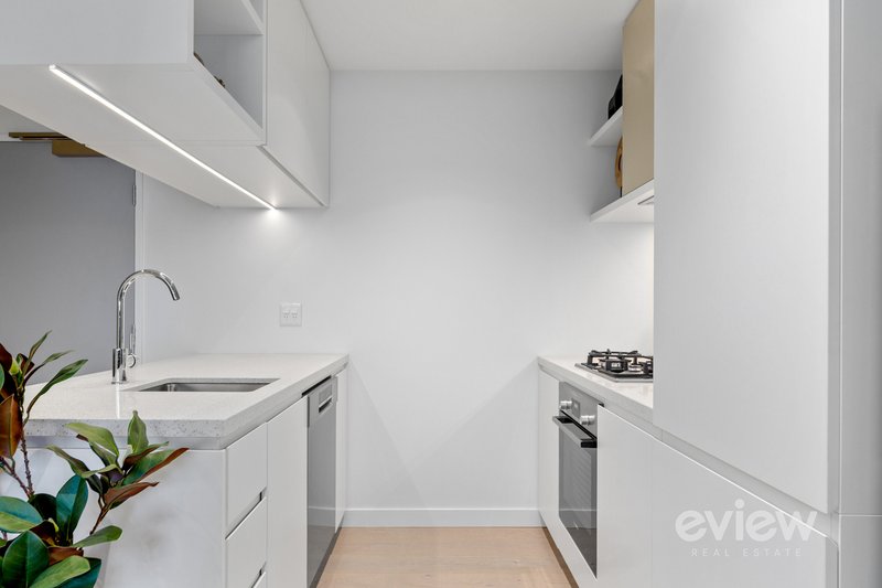 Photo - 911/259-263 Normanby Road, South Melbourne VIC 3205 - Image 3