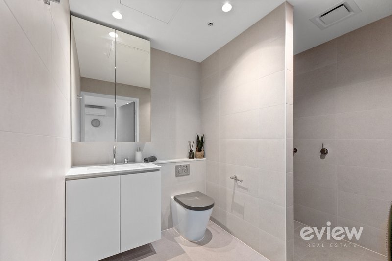 Photo - 911/259-263 Normanby Road, South Melbourne VIC 3205 - Image 8