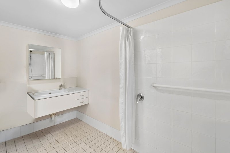 Photo - 9/12-20 Ballantine Street, Chermside QLD 4032 - Image 9