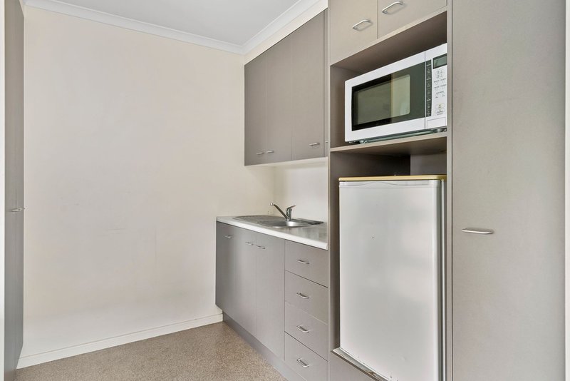 Photo - 9/12-20 Ballantine Street, Chermside QLD 4032 - Image 12