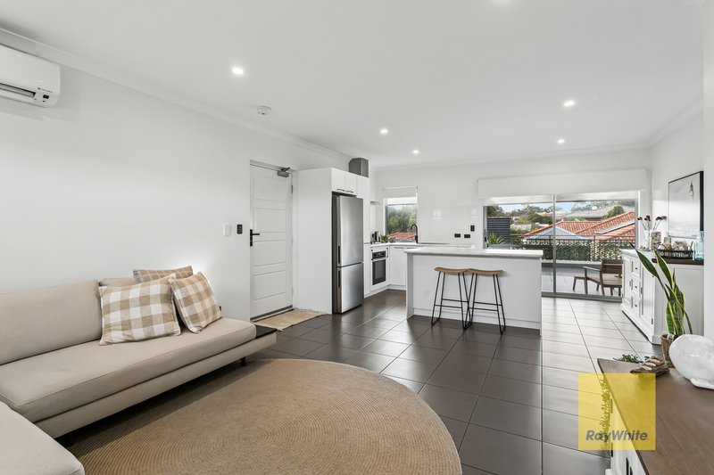 Photo - 9/12 Heath Road, Kalamunda WA 6076 - Image 5