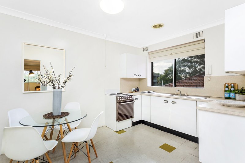 Photo - 9/12 Woodbury Street, Marrickville NSW 2204 - Image 2