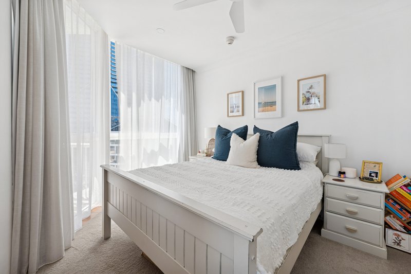 Photo - 91/210 Surf Parade, Surfers Paradise QLD 4217 - Image 8