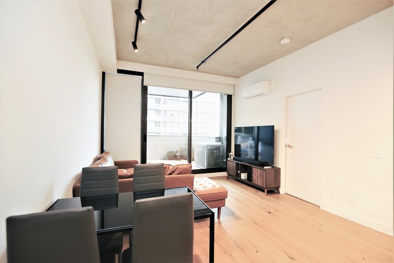 Photo - 912/3 Aquitania Way, Docklands VIC 3008 - Image 11