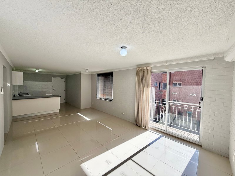 Photo - 9/127 Victoria Street, Adamstown NSW 2289 - Image 2