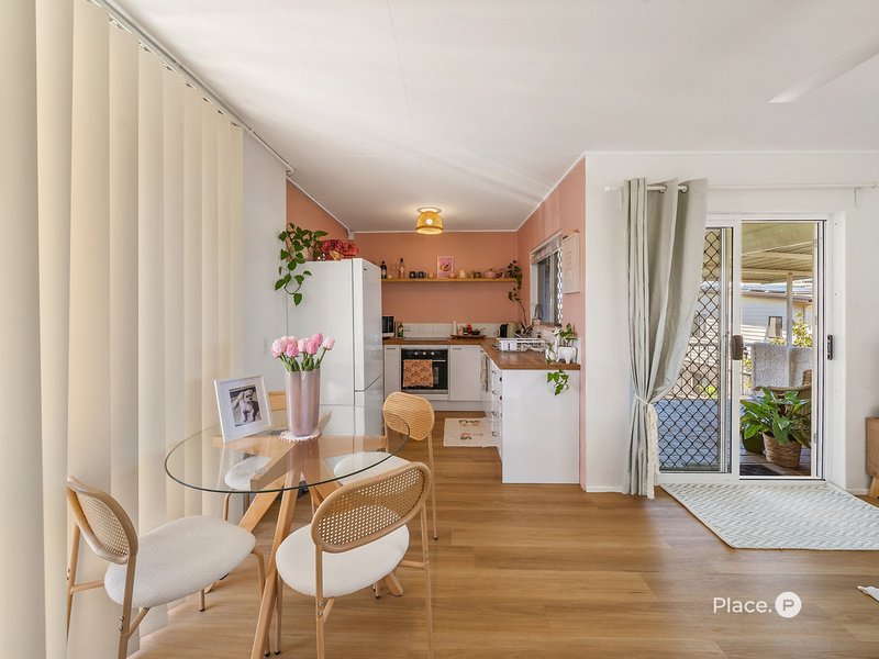 Photo - 9/13-15 Downs Street, Redcliffe QLD 4020 - Image 2