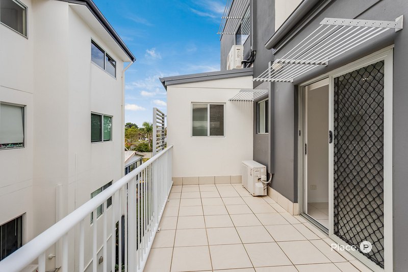 Photo - 9/13-15 Lane Street, Clontarf QLD 4019 - Image 17