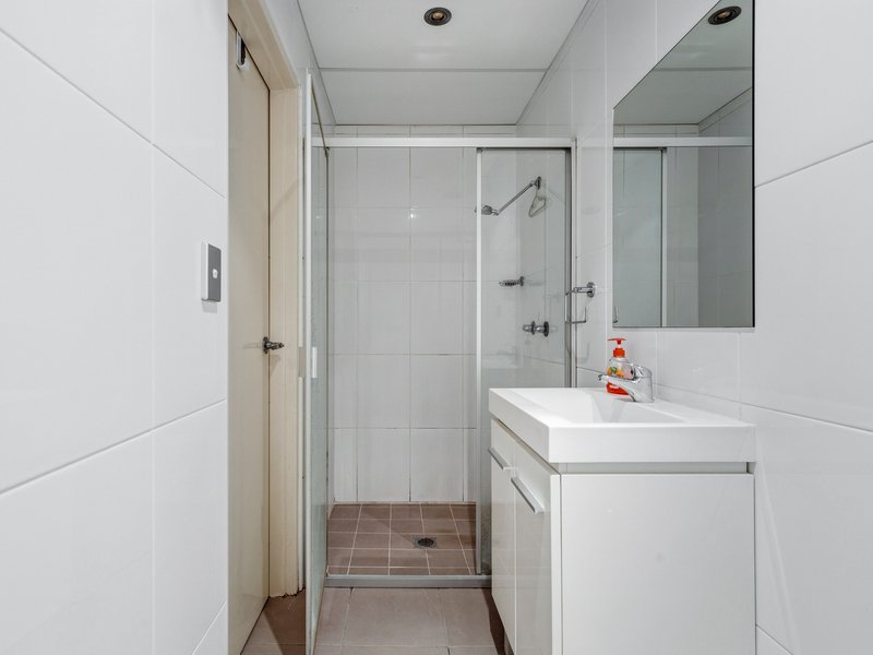 Photo - 9/13-19 Robert Street, Penrith NSW 2750 - Image 7