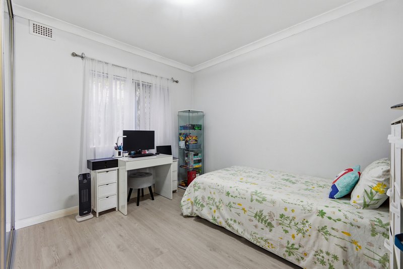 Photo - 9/13-19 Robert Street, Penrith NSW 2750 - Image 9