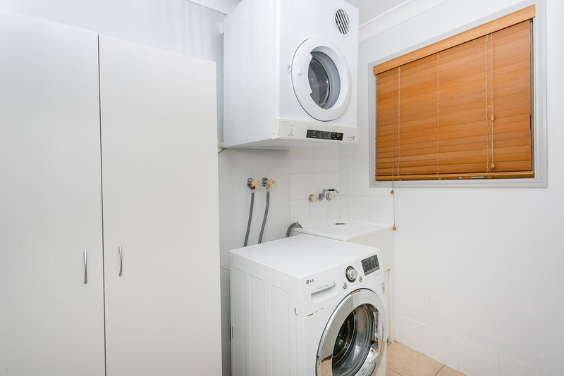 Photo - 9/13-23 Springfield College Drive, Springfield QLD 4300 - Image 12