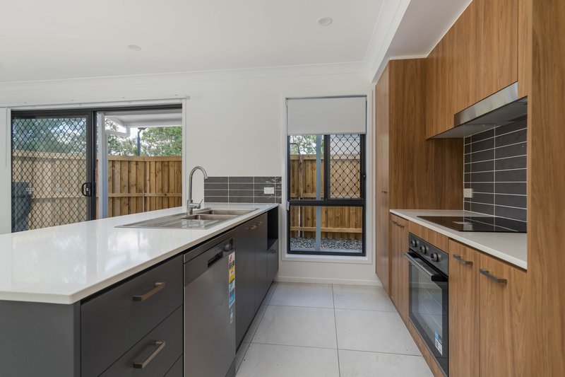 Photo - 9/13 Bass Court, Loganholme QLD 4129 - Image 2