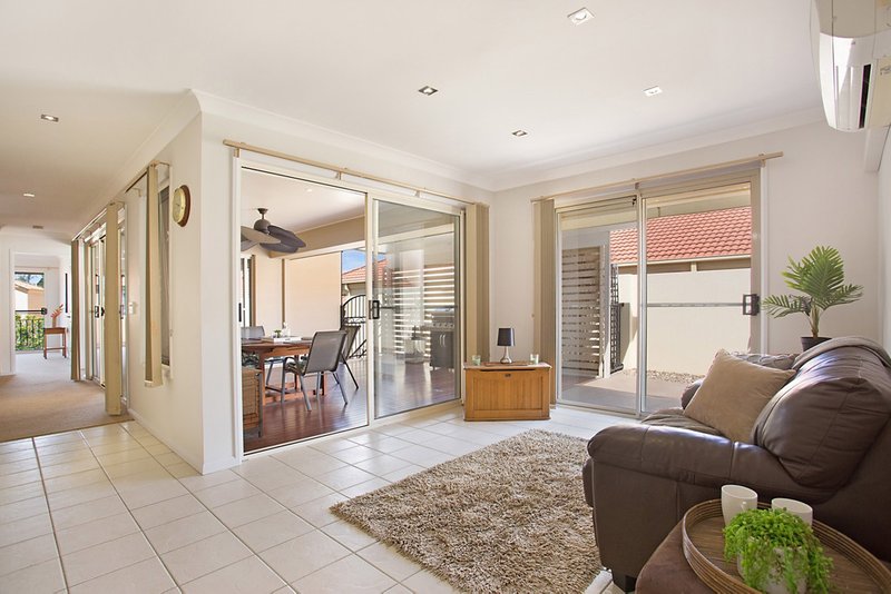 Photo - 91/3 Robina Town Centre Drive, Robina QLD 4226 - Image 3