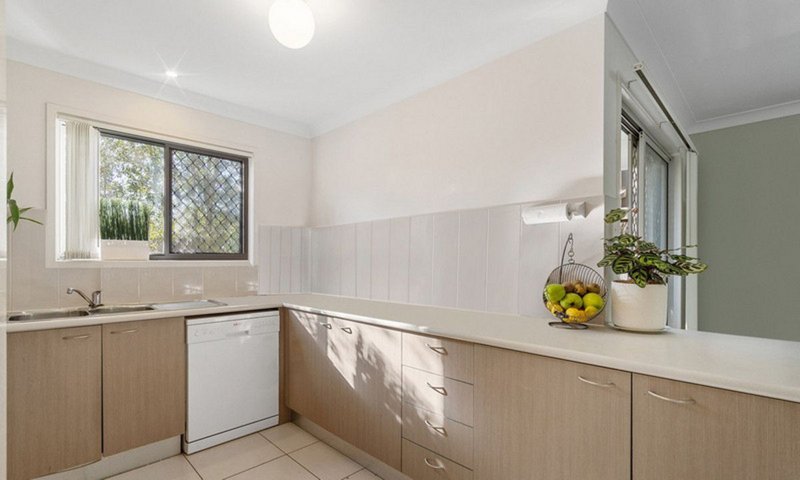 Photo - 9/131 Mcauley Parade, Pacific Pines QLD 4211 - Image 5