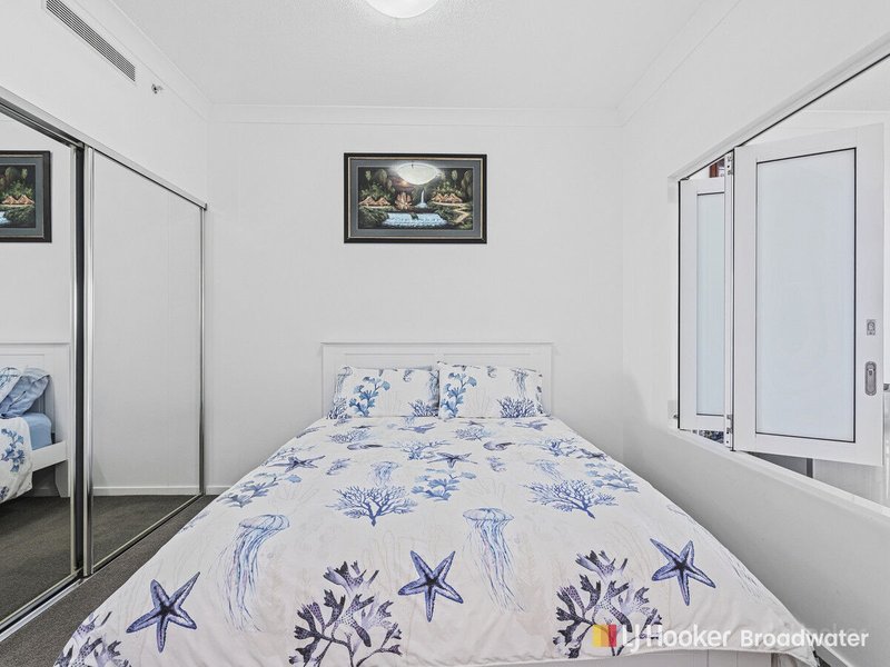 Photo - 913/19 Imperial Parade, Labrador QLD 4215 - Image 12