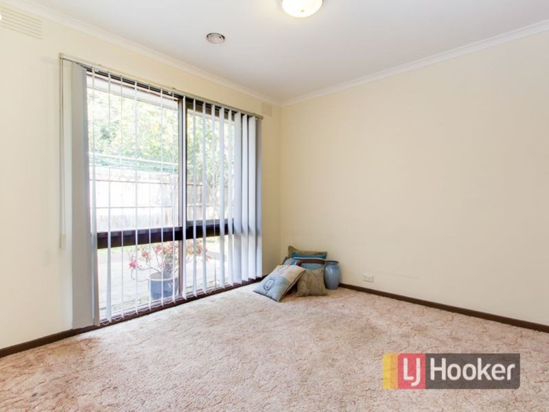 Photo - 9/132 Somerville Road, Hampton Park VIC 3976 - Image 7