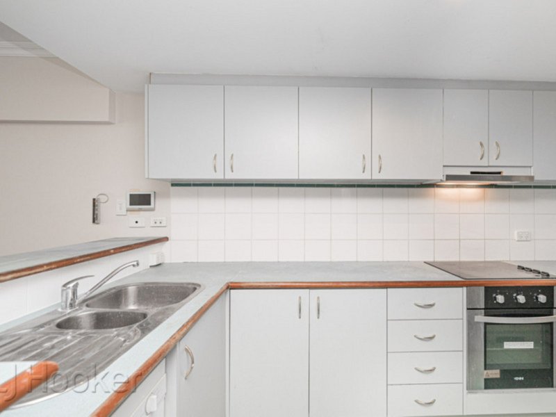 Photo - 9/134 Mounts Bay Road, Perth WA 6000 - Image 4