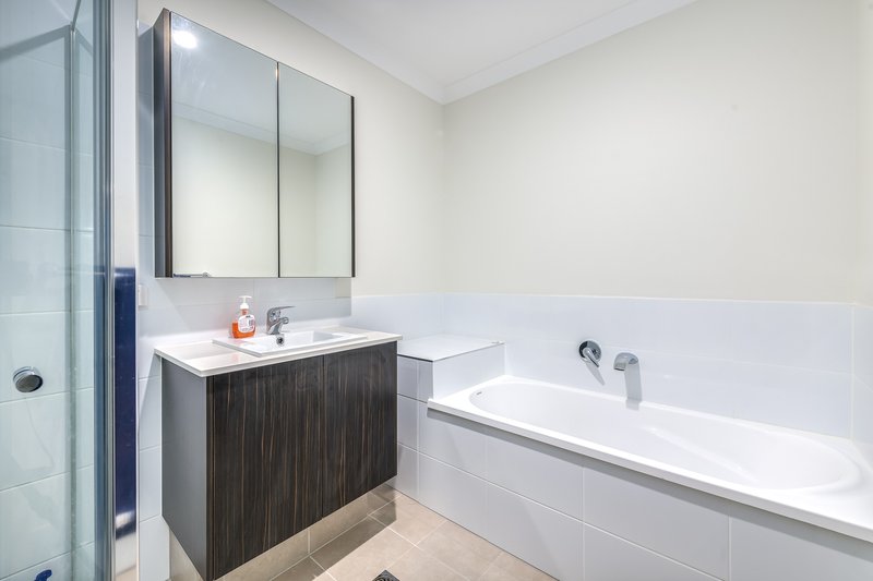 Photo - 91/370 Gainsborough Drive, Pimpama QLD 4209 - Image 12