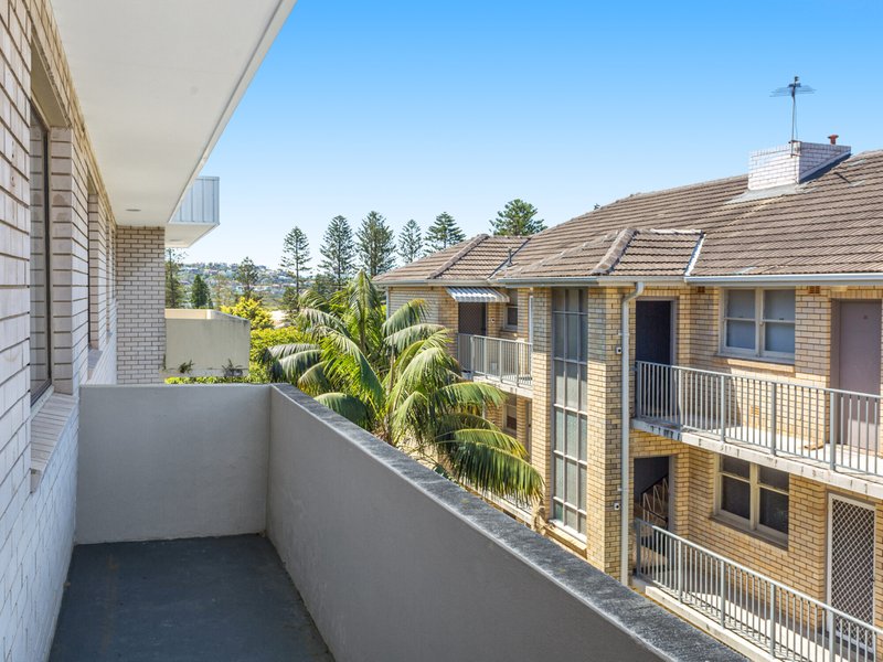 Photo - 9/139 Pacific Parade, Dee Why NSW 2099 - Image 4