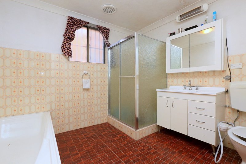 Photo - 9/14-16 Hixson Street, Bankstown NSW 2200 - Image 5