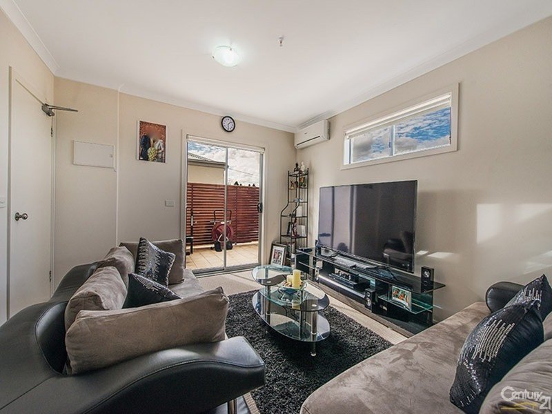 Photo - 9/14-16 Mather Road, Noble Park VIC 3174 - Image 3