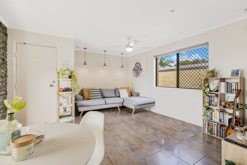 Photo - 9/14 Brooke Avenue, Palm Beach QLD 4221 - Image 2