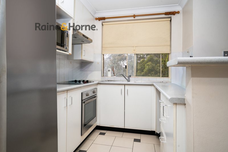 Photo - 91/4 Riverpark Drive, Liverpool NSW 2170 - Image 4