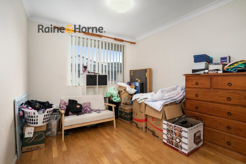 Photo - 91/4 Riverpark Drive, Liverpool NSW 2170 - Image 5