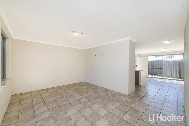 Photo - 9/14 Wattleglen Avenue, Erskine WA 6210 - Image 9