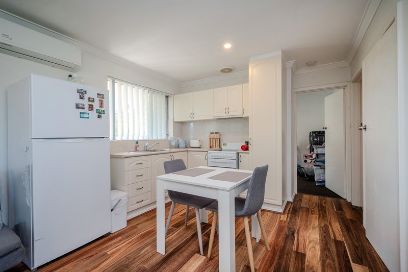 Photo - 9/140 Normanby Road, Inglewood WA 6052 - Image 5