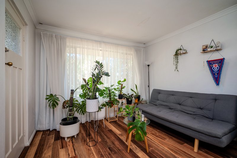 Photo - 9/140 Normanby Road, Inglewood WA 6052 - Image 8