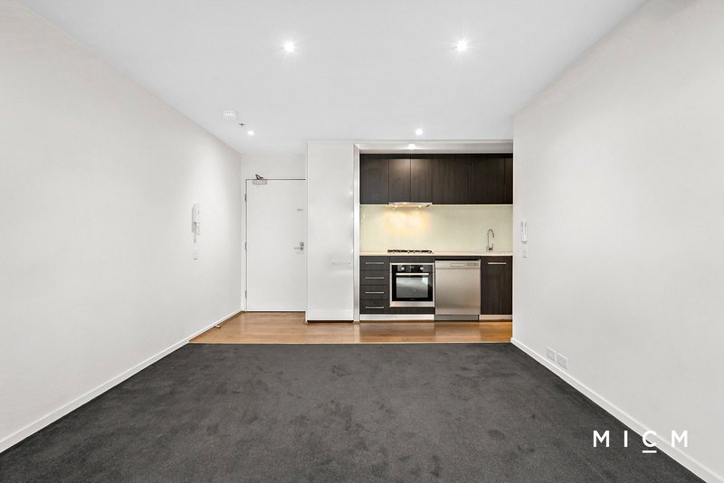 Photo - 914/568 St Kilda Road, Melbourne VIC 3004 - Image 4