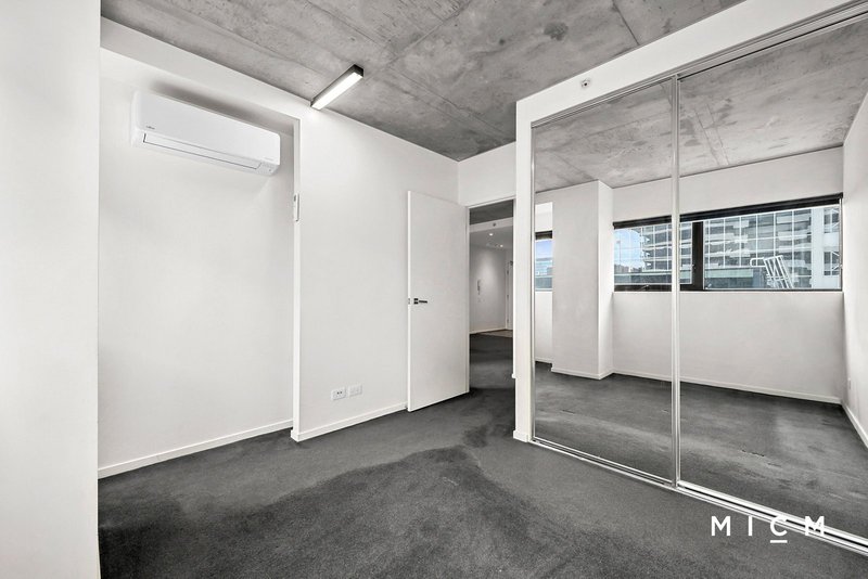 Photo - 914/568 St Kilda Road, Melbourne VIC 3004 - Image 7