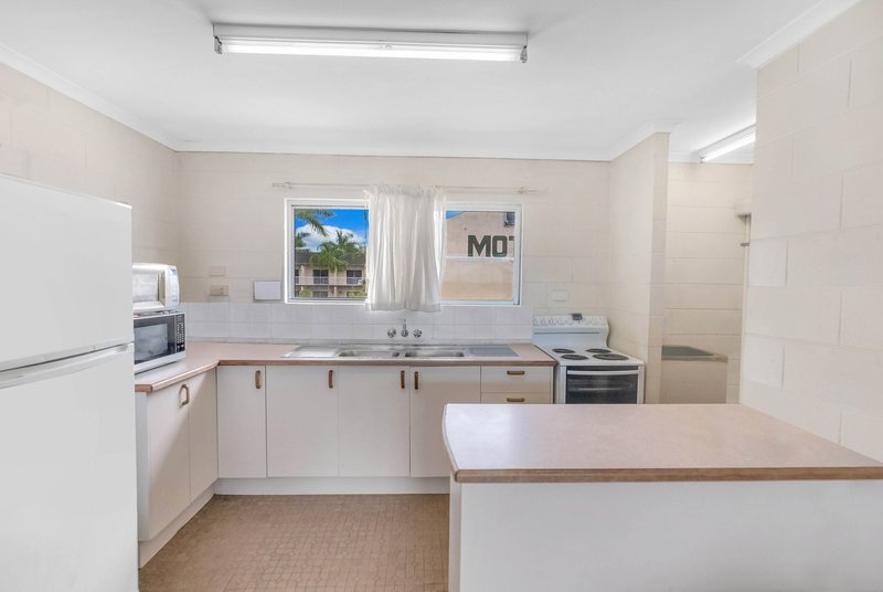 Photo - 9/149-151 Sheridan Street, Cairns City QLD 4870 - Image 2