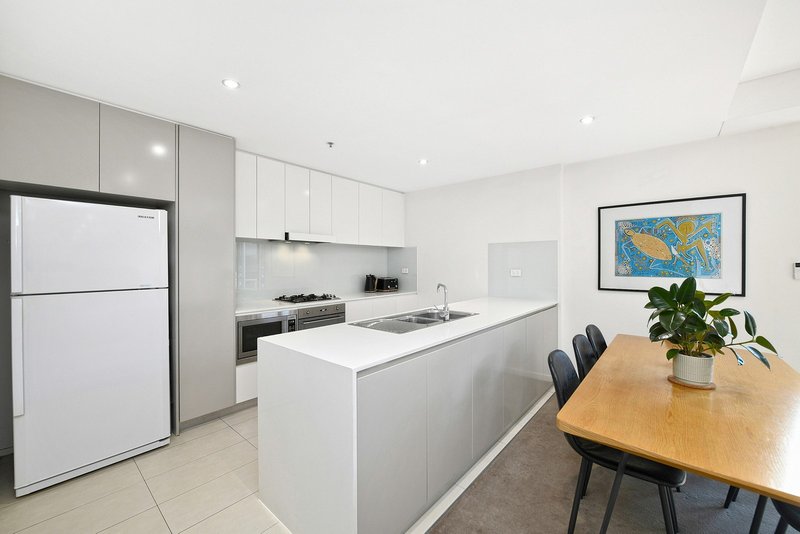 Photo - 914a/8 Bourke Street, Mascot NSW 2020 - Image 5