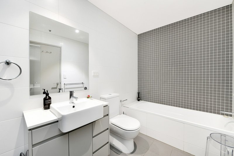 Photo - 914a/8 Bourke Street, Mascot NSW 2020 - Image 8