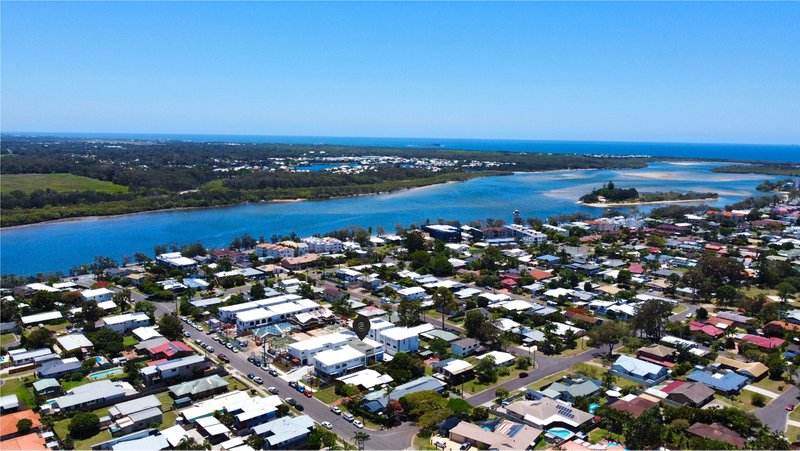 Photo - 9/15-17 Yinni Street, Maroochydore QLD 4558 - Image 16