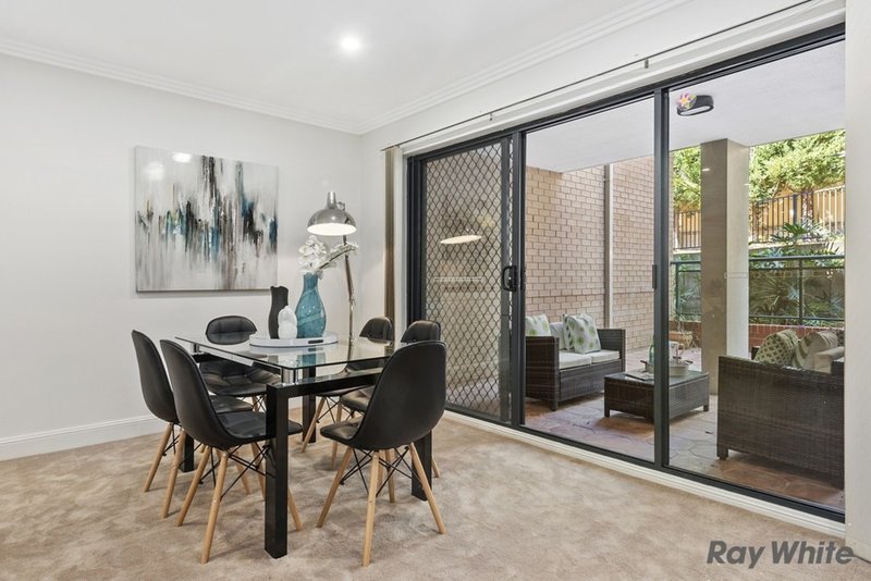 Photo - 9/15-19 Hume Ave , Castle Hill NSW 2154 - Image 4