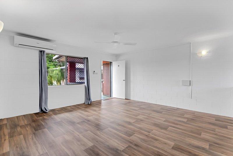 Photo - 9/15 Earl Street, Westcourt QLD 4870 - Image 1