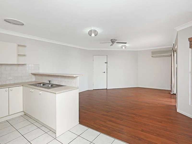 Photo - 9/15 Nelson Street, Yeronga QLD 4104 - Image 2