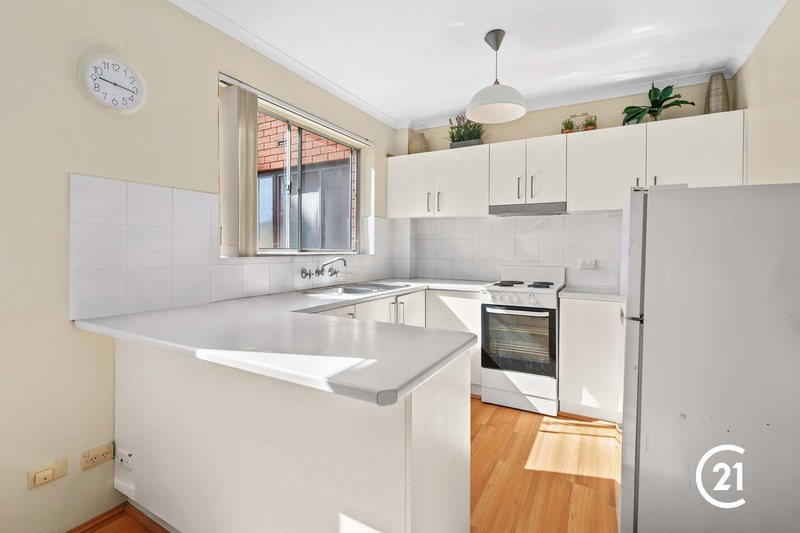Photo - 9/15 Ocean Parade, The Entrance NSW 2261 - Image 3