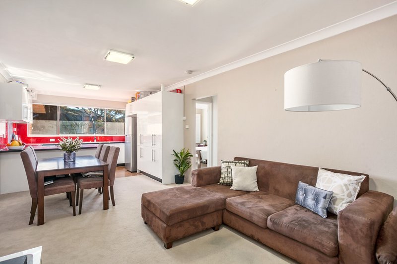 9/15 Robinson Street, Wollongong NSW 2500