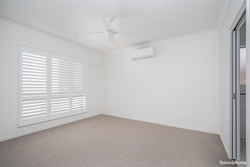 Photo - 9/15 Shell Street, Urangan QLD 4655 - Image 8