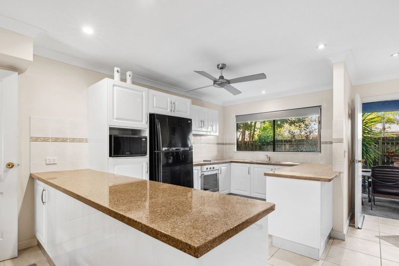 Photo - 9/151-153 Mudjimba Beach Road, Mudjimba QLD 4564 - Image 4