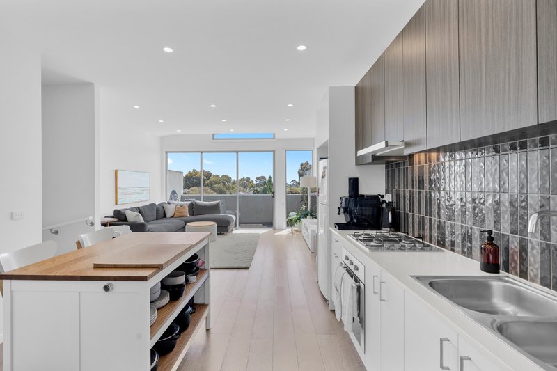 Photo - 9/151 Hall Road, Carrum Downs VIC 3201 - Image 3