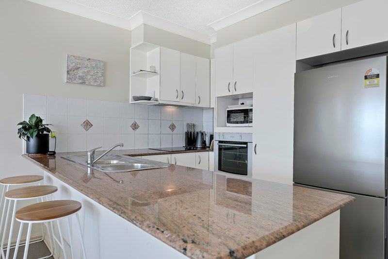 Photo - 9/153 Bradman Avenue, Maroochydore QLD 4558 - Image 5