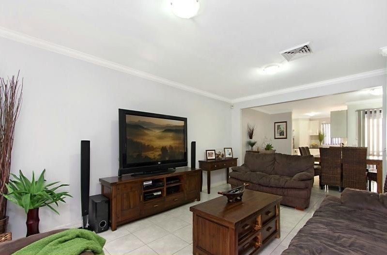 Photo - 9/158-160 Canberra Street, St Marys NSW 2760 - Image 3